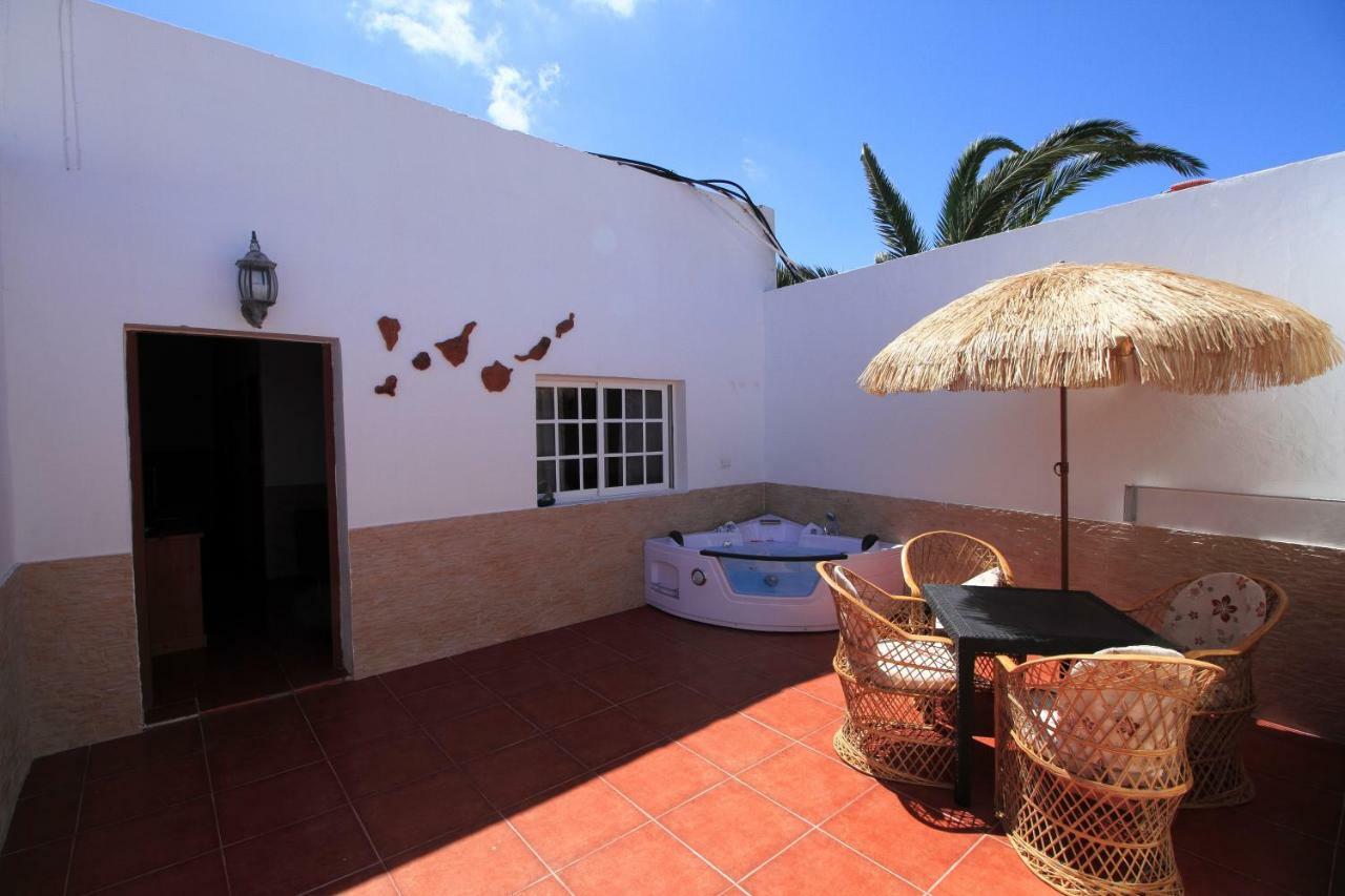 Montana Valles De Ortega -D Antigua  Ngoại thất bức ảnh